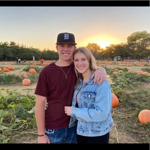 Meet your Posher, Emily elizabeth